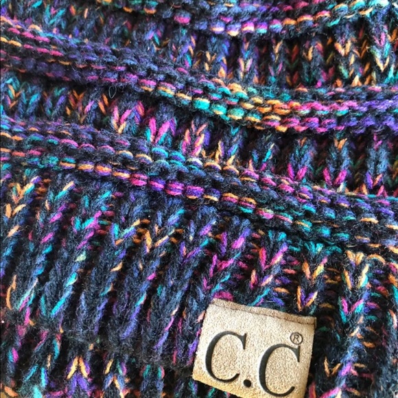 Hat - Picture 2 of 3